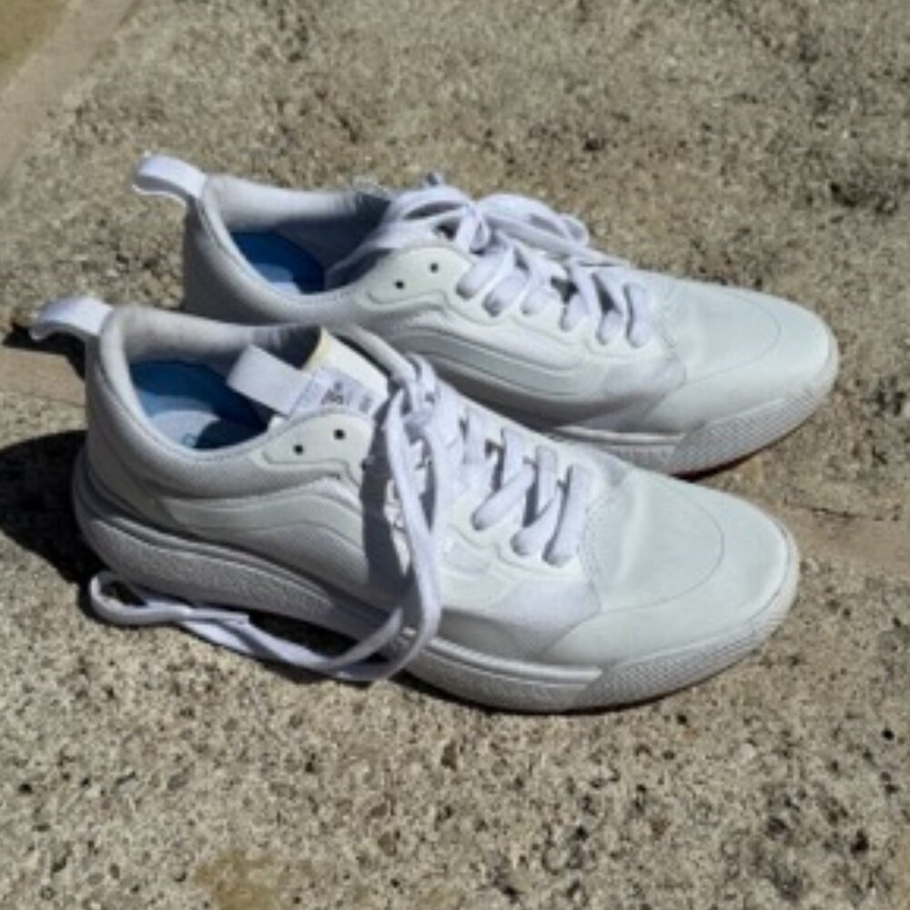 Very good condition - Lightweight women's Vans sneakers size 8.5